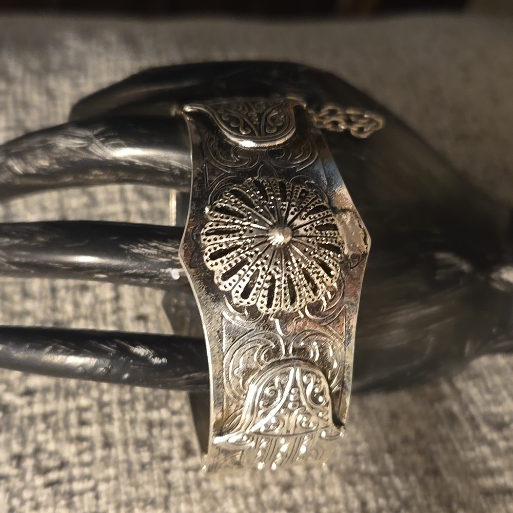 Vintage Estate Silver Plated Hinged Bangle Bracelet Egyptian Camel Hamsa Hand